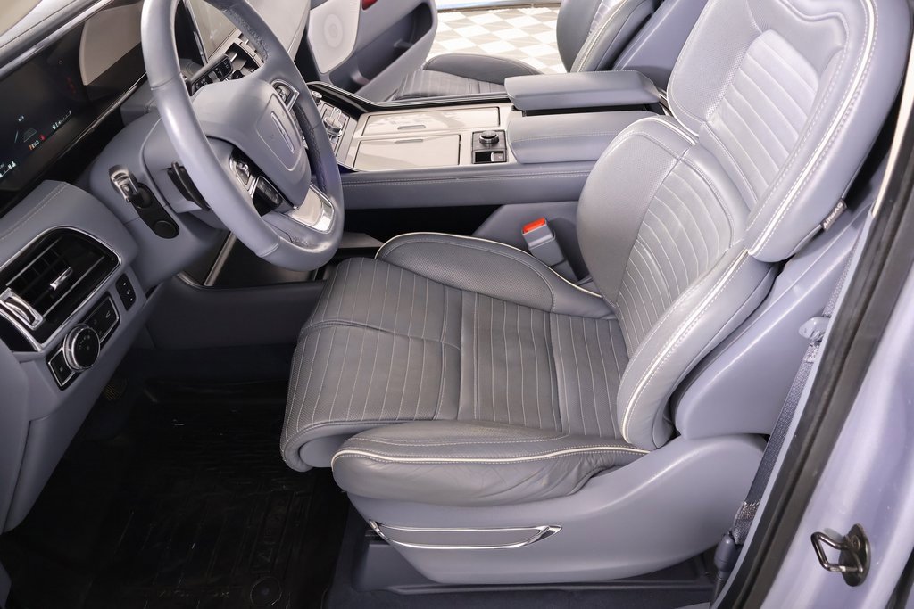 Used 2019 Lincoln Navigator L Black Label w/ Cargo Package image 12