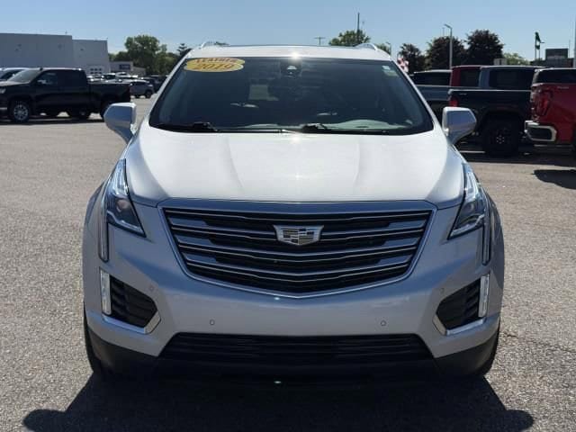 Used 2019 Cadillac XT5 Premium Luxury AWD/4WD image 3