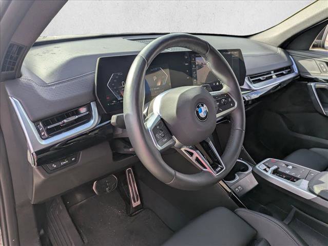 Used 2025 BMW X2 xDrive28i image 9