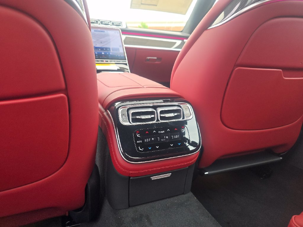 New 2026 Mercedes-Benz S 63 AMG S image 26