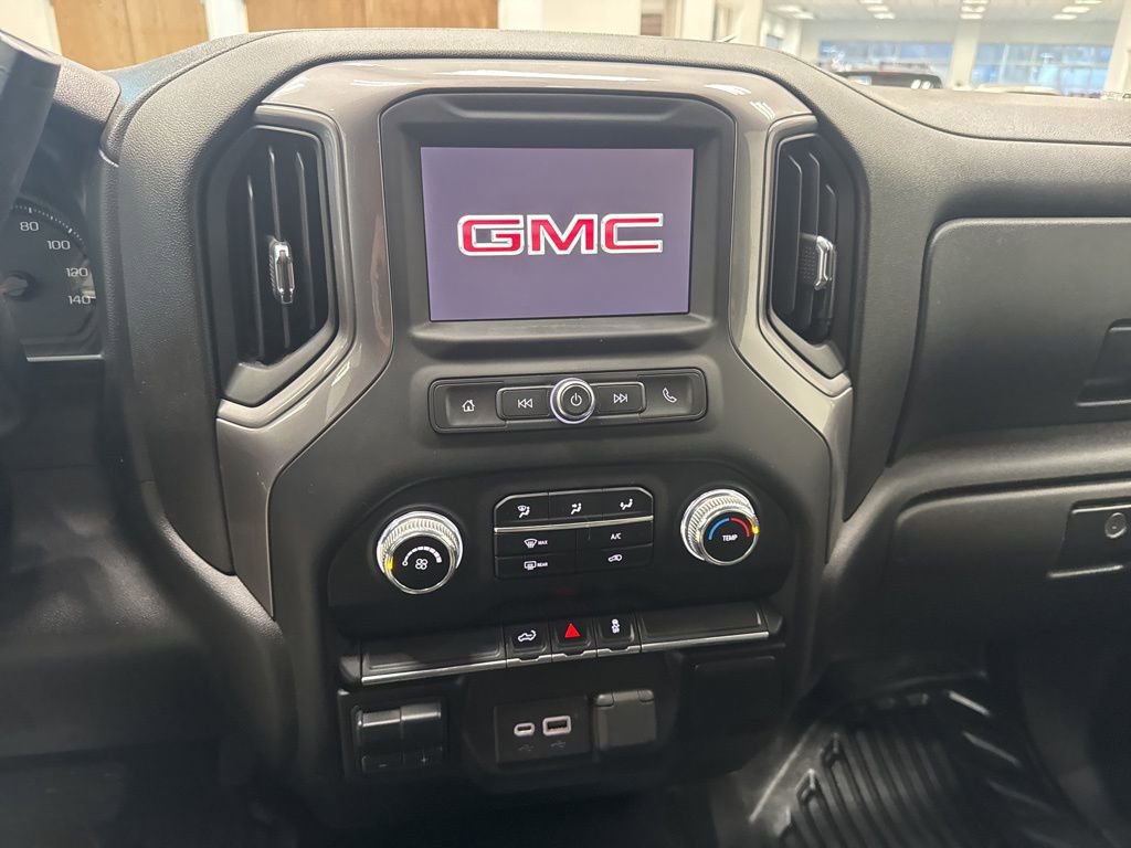Used 2023 GMC Sierra 2500 Pro w/ Convenience Package image 5