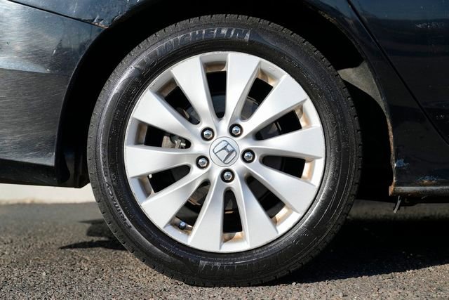 Used 2015 Honda Accord Touring image 11