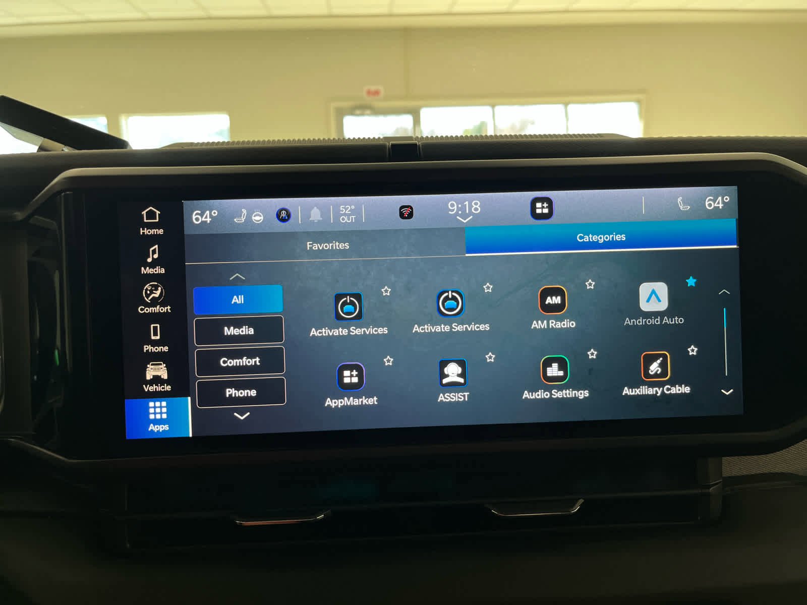 Used 2025 Jeep Wrangler Sahara image 36