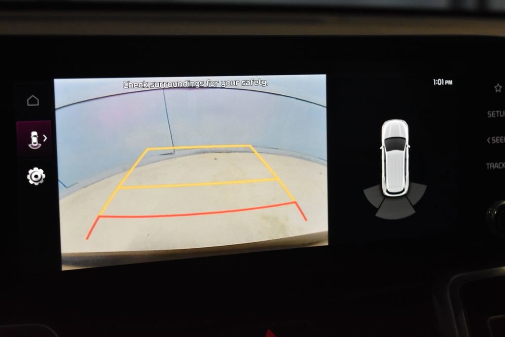 Used 2023 Kia Sorento S w/ Panoramic Sunroof Package image 11