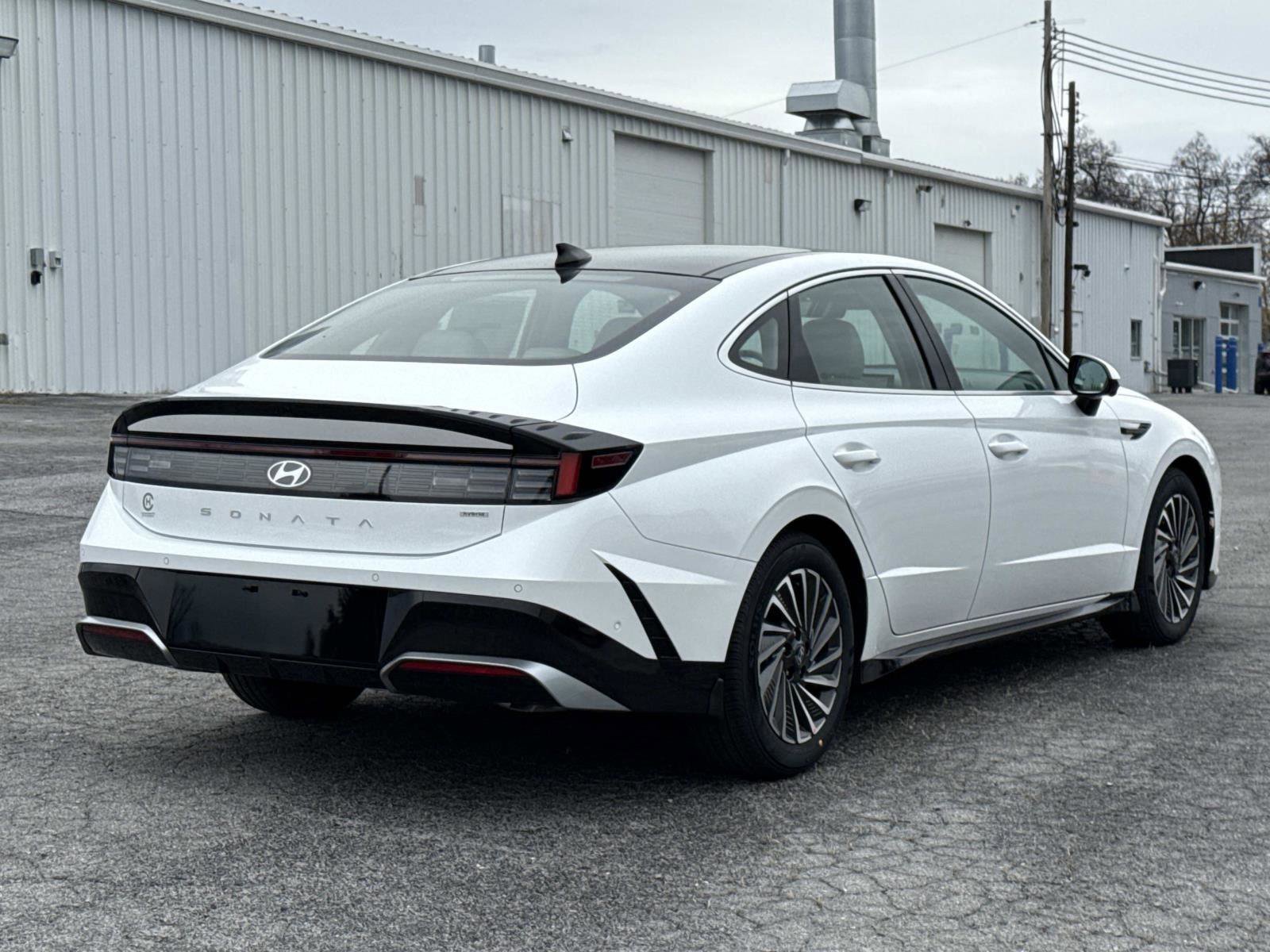 New 2026 Hyundai Sonata Limited image 13