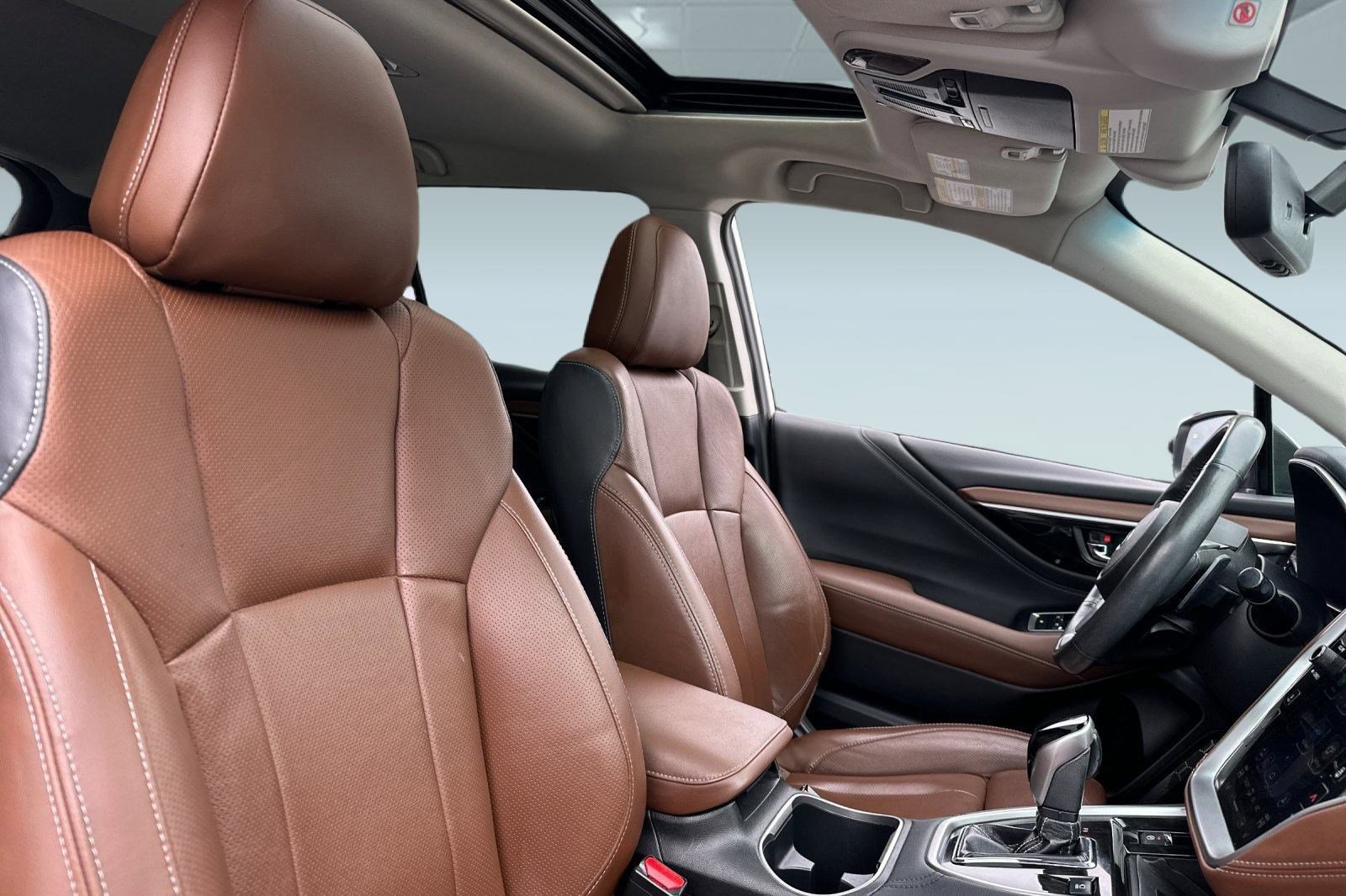 Used 2020 Subaru Outback Touring w/ Popular Package #2 image 32