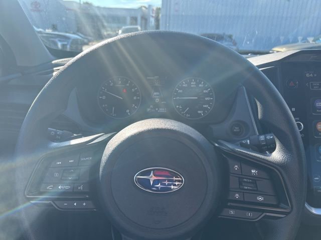 Used 2025 Subaru Crosstrek 2.0i Premium image 17