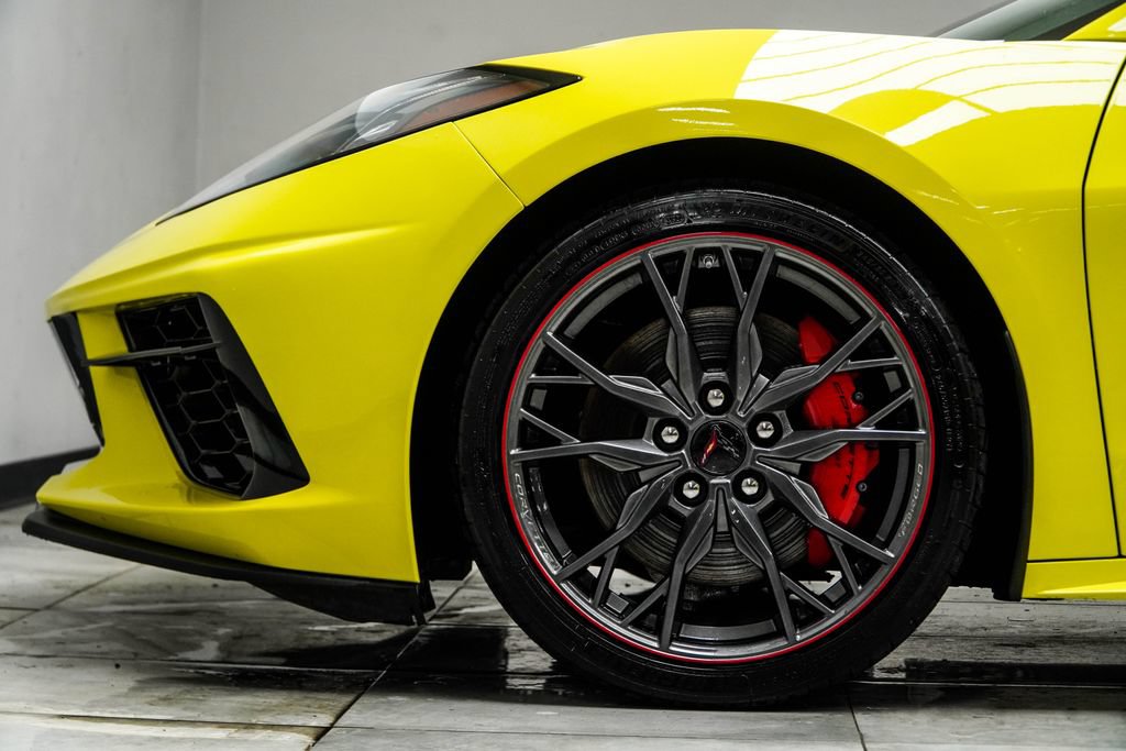 Used 2023 Chevrolet Corvette Stingray Premium Conv w/ Z51 Performance Package RWD image 12