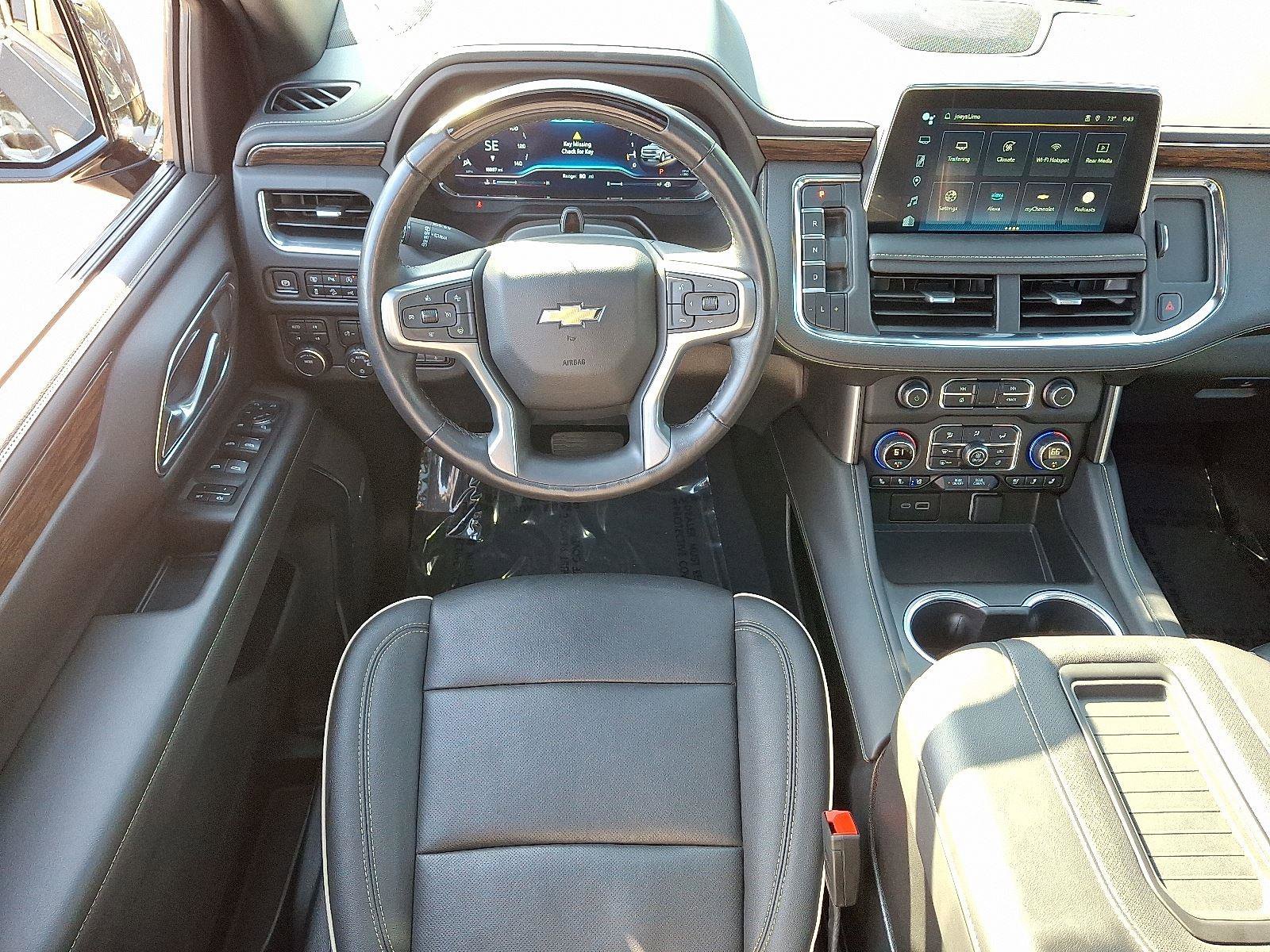 Used 2024 Chevrolet Suburban Premier w/ Advanced Technology Package image 14