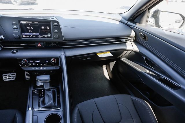 New 2026 Hyundai Elantra Sport FWD image 18