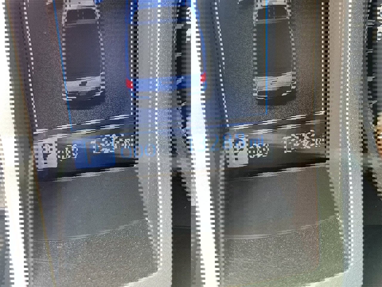 Used 2018 Toyota Tacoma Limited image 24