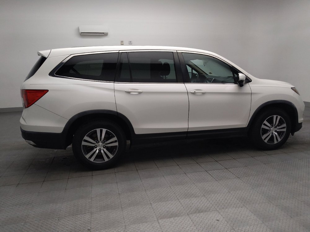 Used 2017 Honda Pilot EX image 10