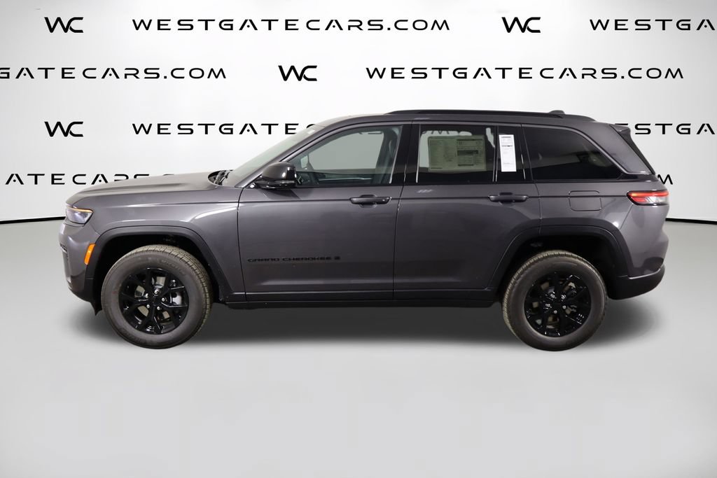 New 2026 Jeep Grand Cherokee Altitude AWD/4WD image 5