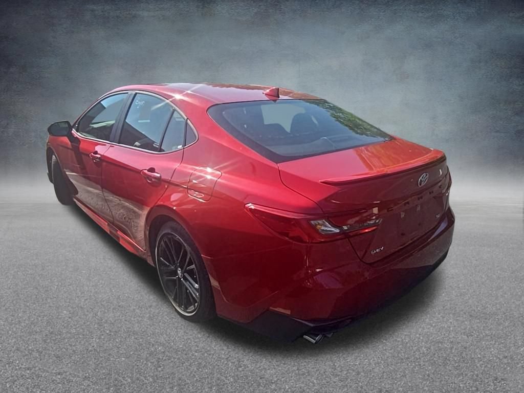 Used 2025 Toyota Camry SE FWD image 5