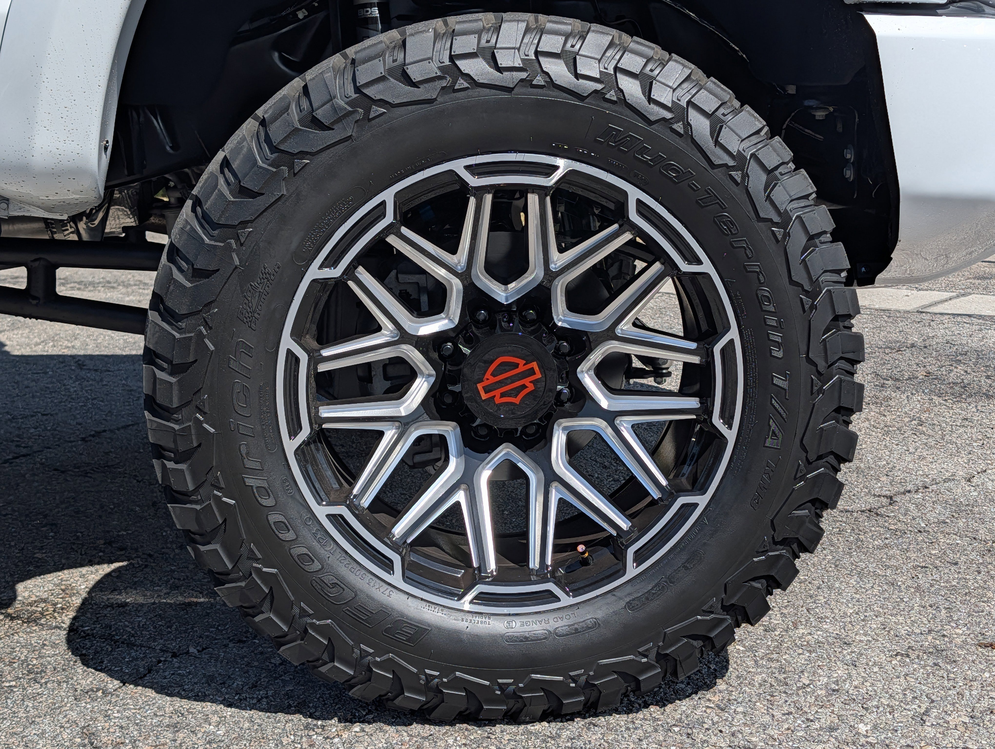 Used 2026 Ford F250 Lariat w/ Black Appearance Package image 12