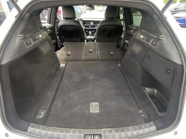 Used 2022 Alfa Romeo Stelvio Sprint RWD image 27