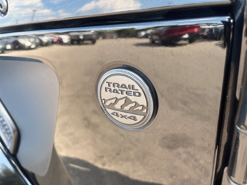Used 2023 Jeep Wrangler Unlimited Sport AWD/4WD image 35