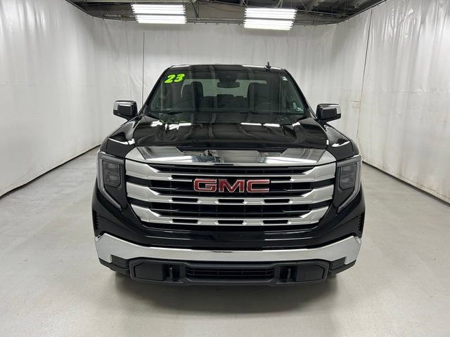 Used 2023 GMC Sierra 1500 SLE AWD/4WD image 3
