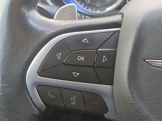 Used 2016 Chrysler 200 C image 27