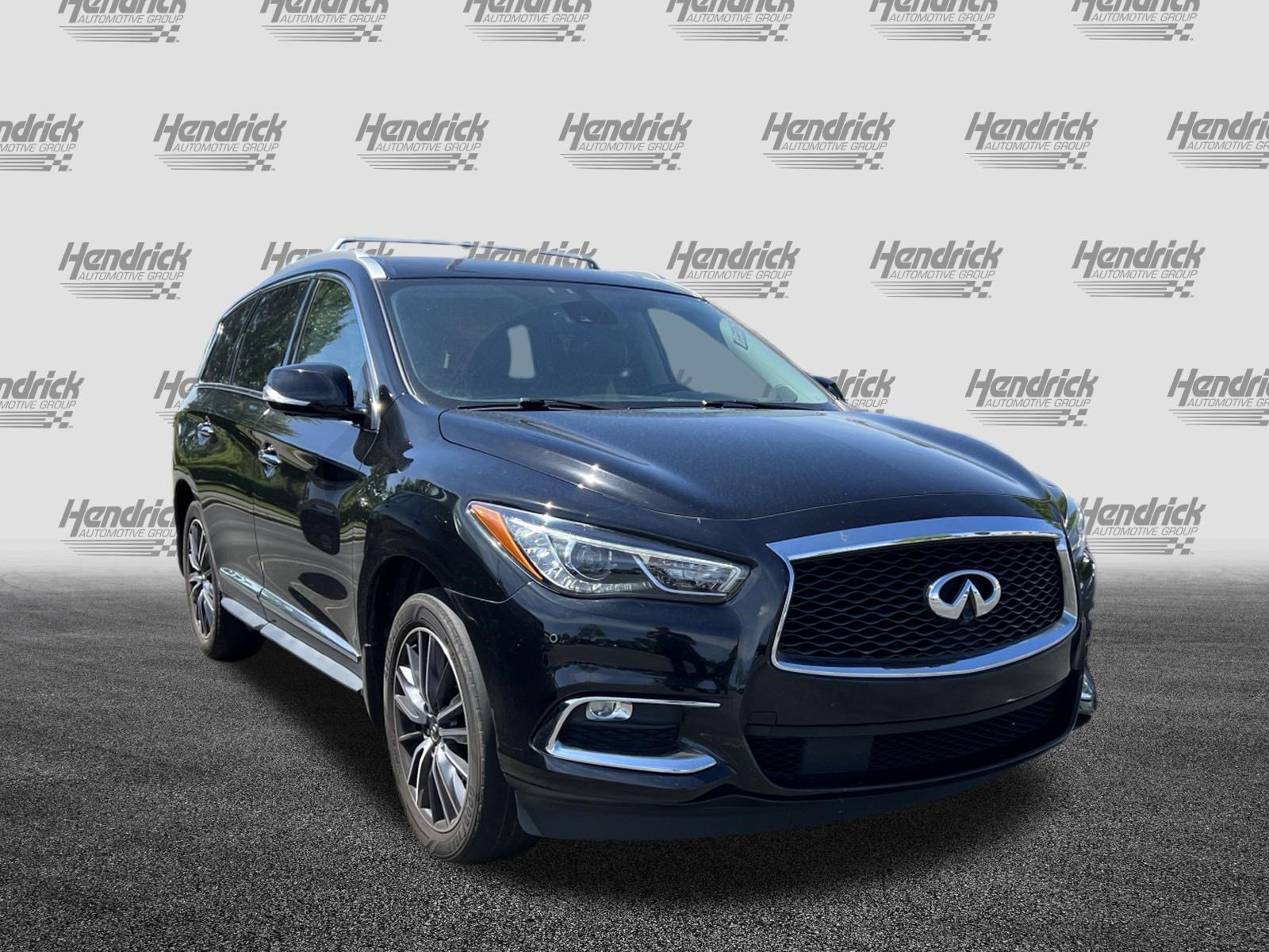 Used 2020 INFINITI QX60 Luxe w/ Essential Package AWD/4WD image 2