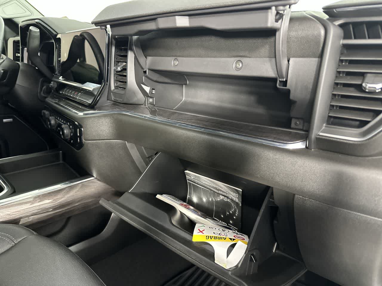 Used 2024 Chevrolet Silverado 2500 LTZ w/ LTZ Convenience Package AWD/4WD image 22