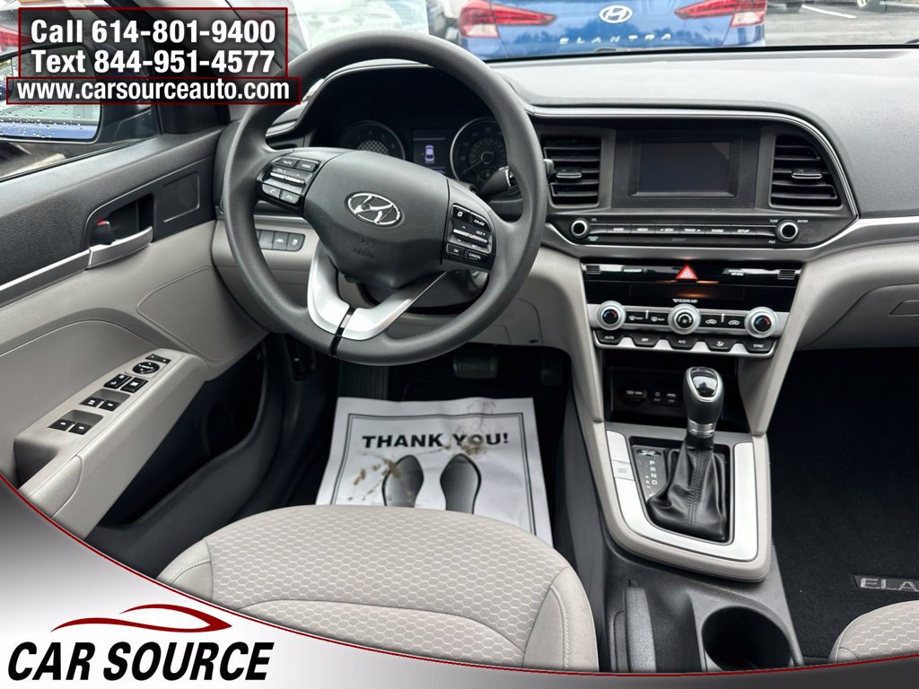 Used 2020 Hyundai Elantra SE FWD image 14