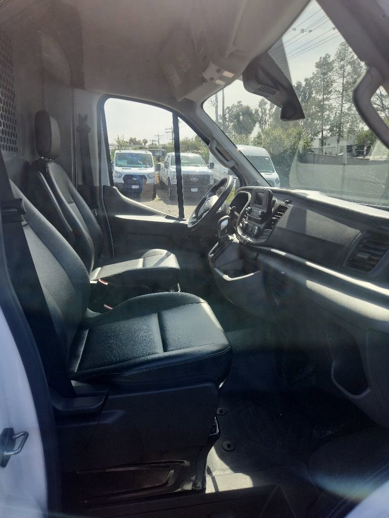 Used 2023 Ford Transit 250 Medium Roof RWD image 22