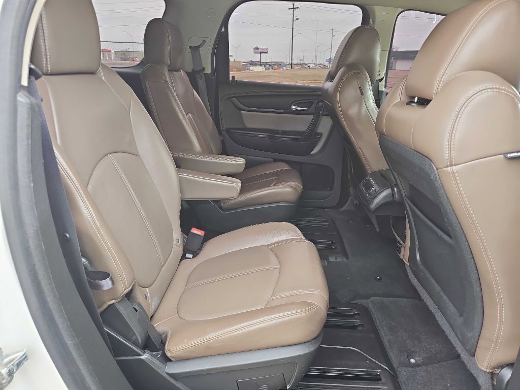 Used 2015 GMC Acadia SLT image 14