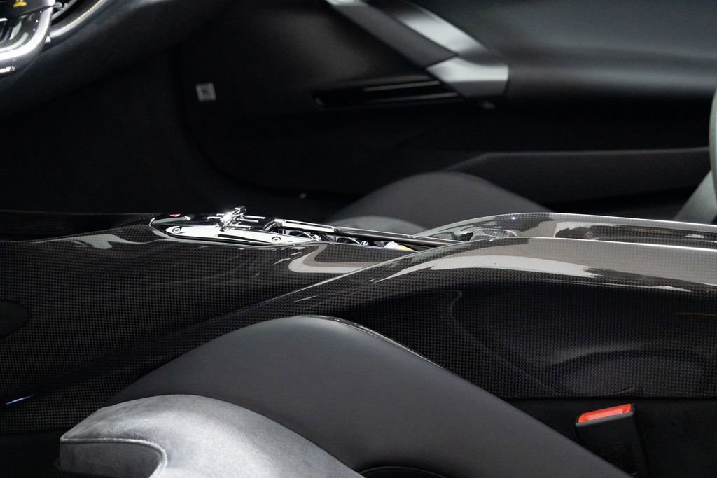 Used 2022 Ferrari SF90 Spider AWD/4WD image 6