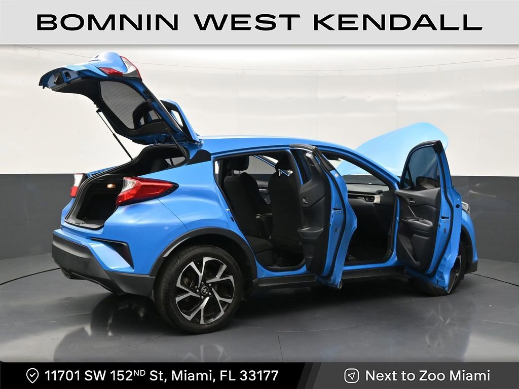 Used 2019 Toyota C-HR XLE image 28
