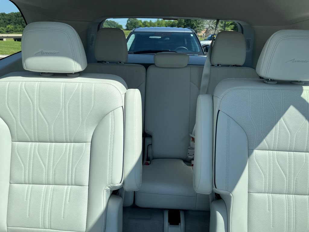 Used 2026 Buick Enclave Avenir w/ Super Cruise Package AWD/4WD image 13