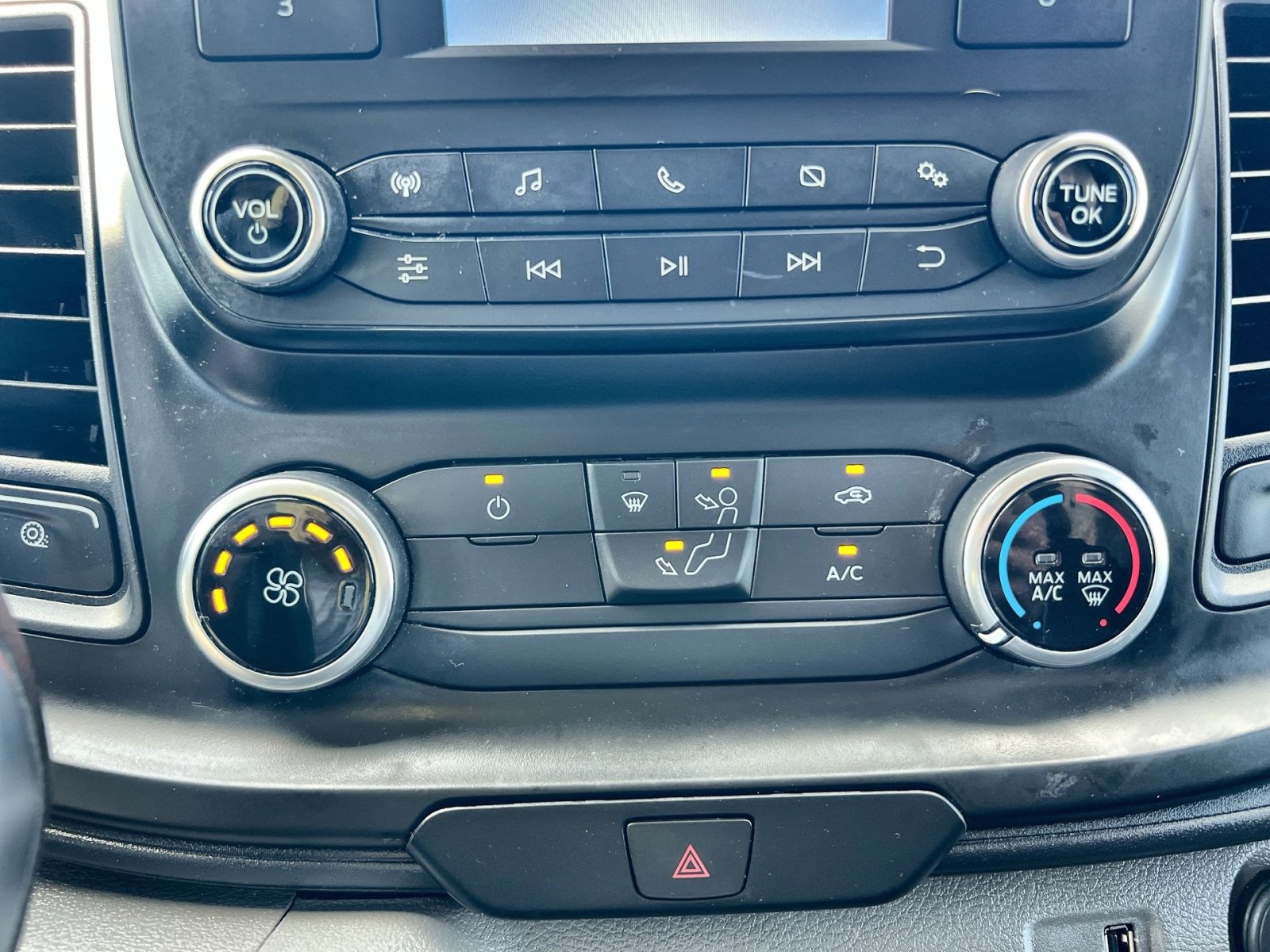 Certified 2023 Ford Transit 250 Low Roof image 20