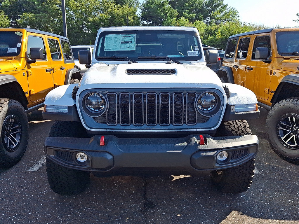 New 2026 Jeep Wrangler Unlimited Rubicon w/ Rockslide Package AWD/4WD image 2