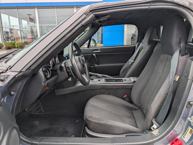 Used 2006 MAZDA MX-5 Miata Touring image 10