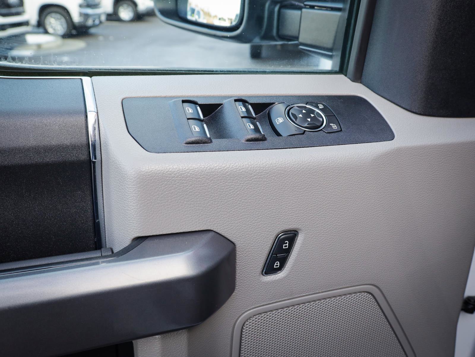 Used 2021 Ford F450 XLT w/ XLT Value Package image 16