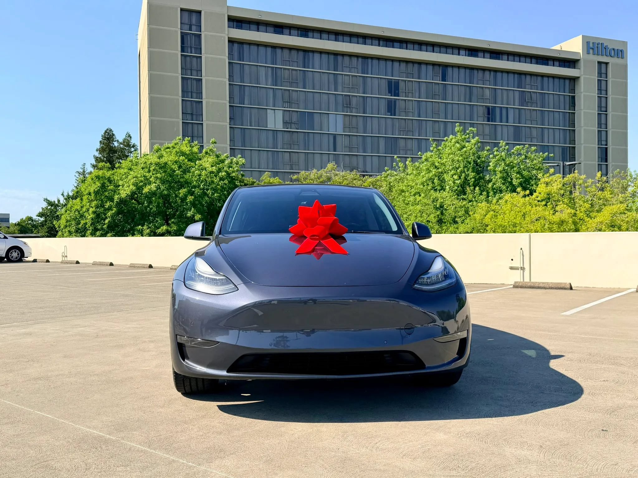 Used 2023 Tesla Model Y Long Range AWD/4WD image 16