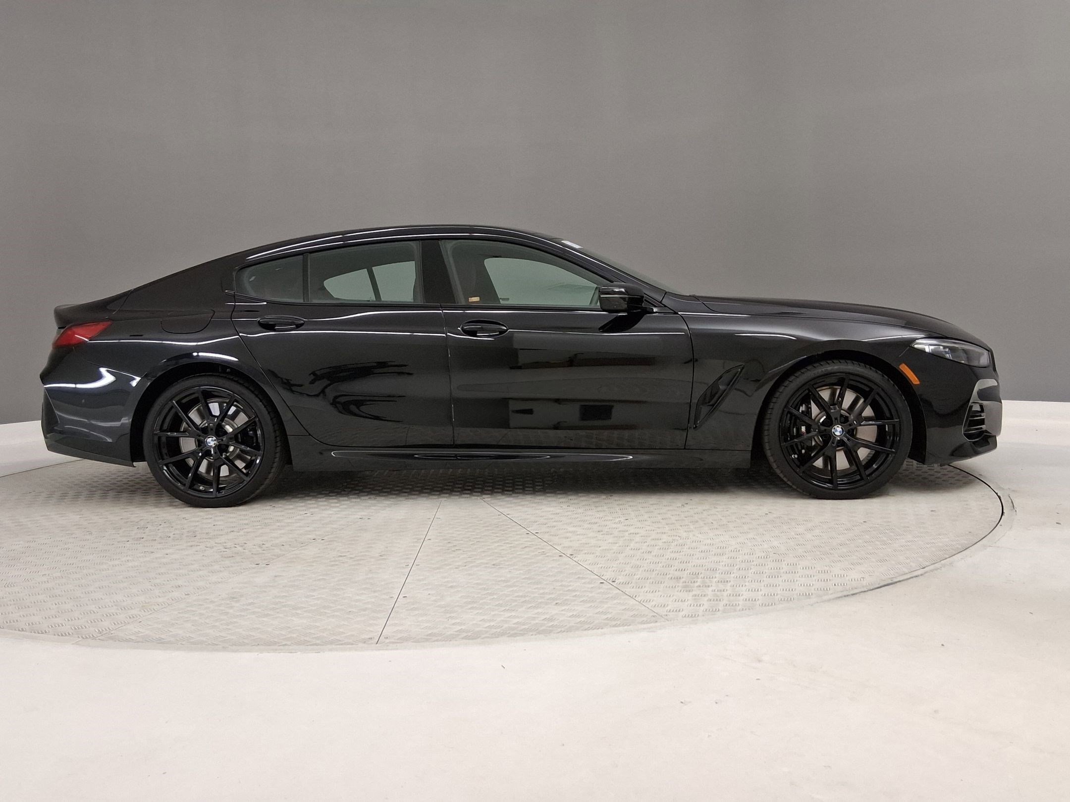 Used 2025 BMW 840i w/ M Sport Professional Package RWD image 6