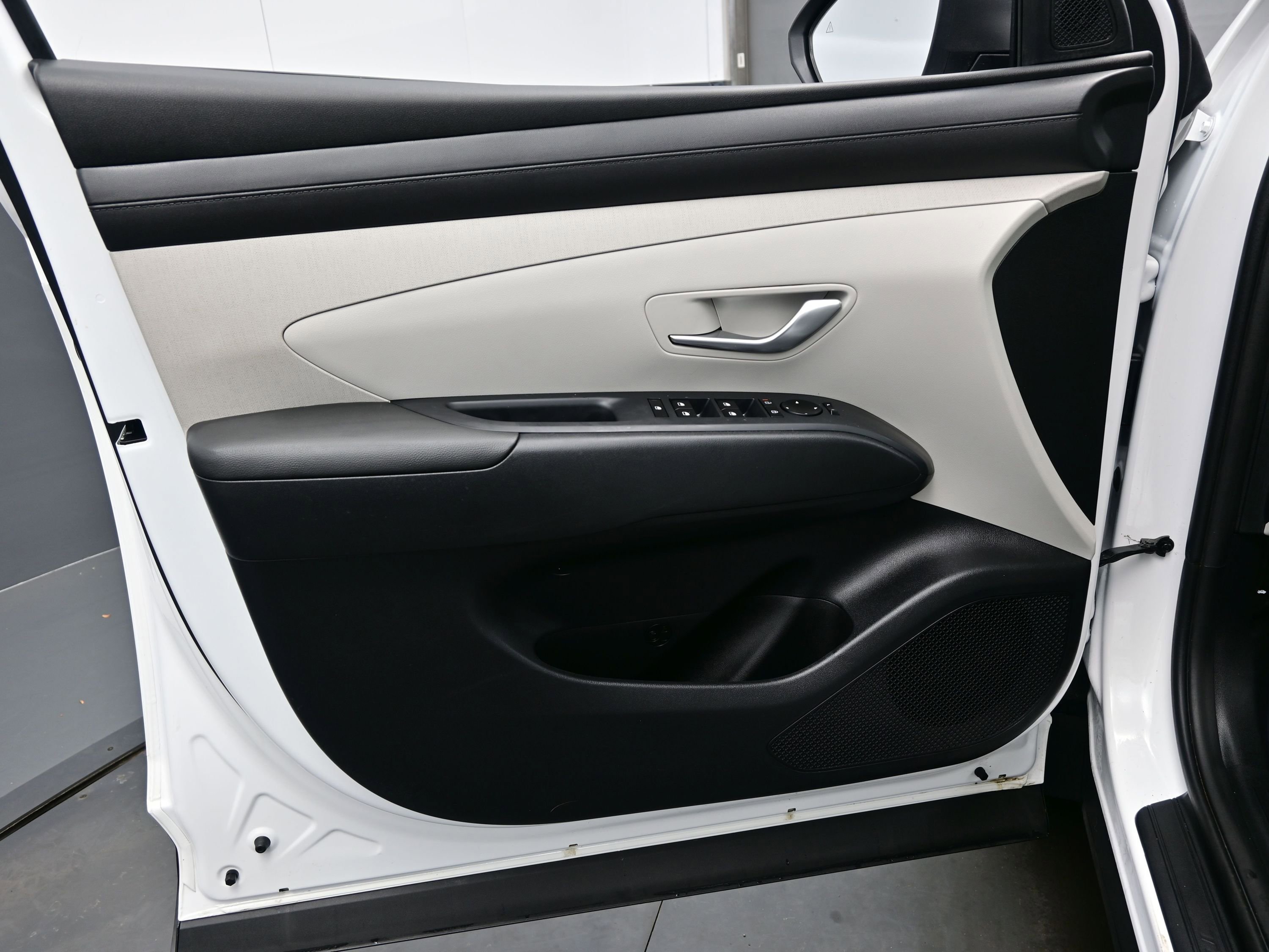 Certified 2025 Hyundai Tucson SEL image 9