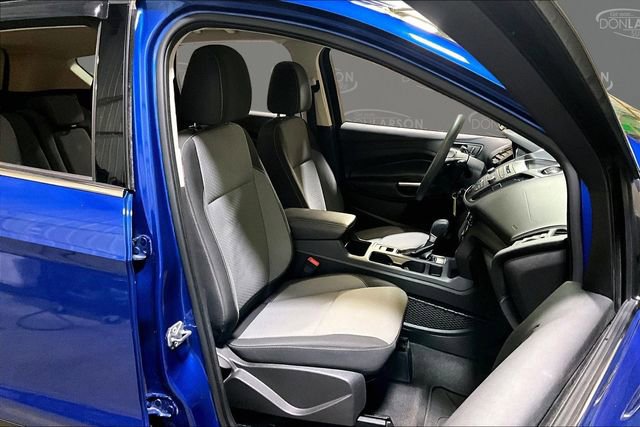 Used 2017 Ford Escape SE w/ SE Cold Weather Package image 15
