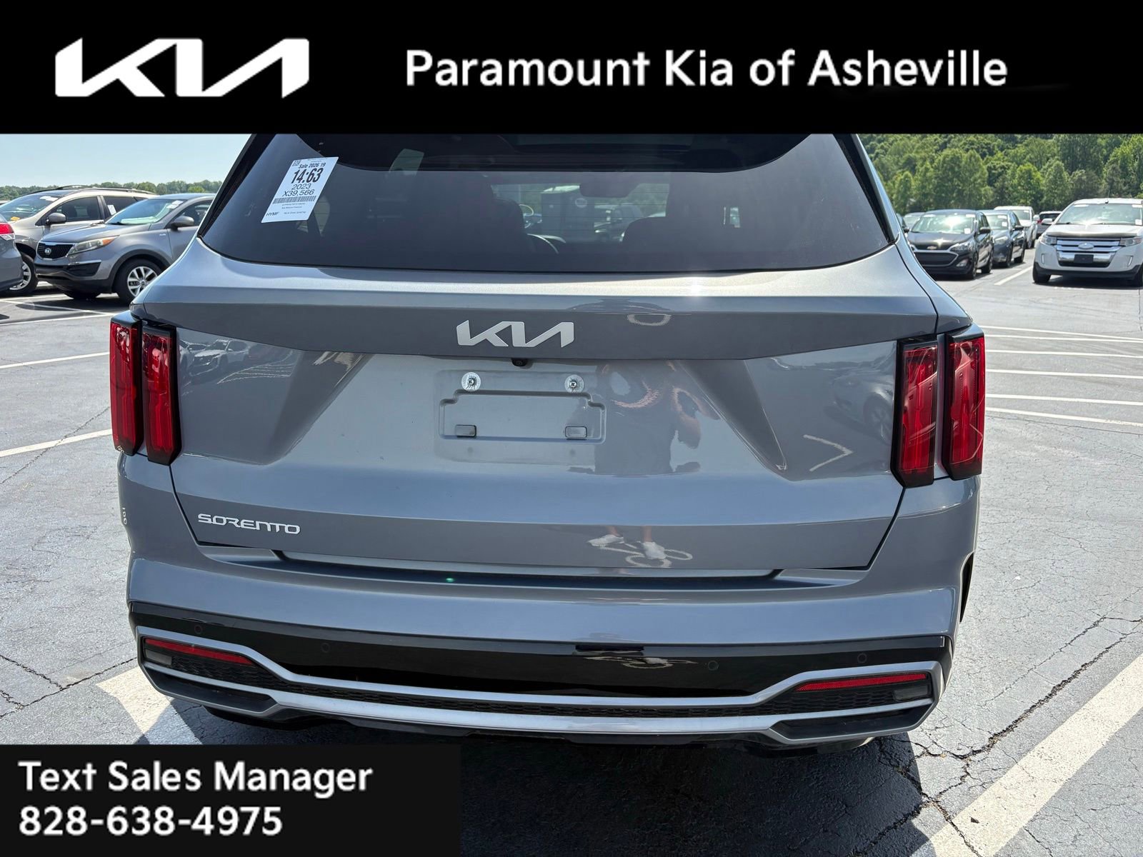 Certified 2023 Kia Sorento SX FWD image 4