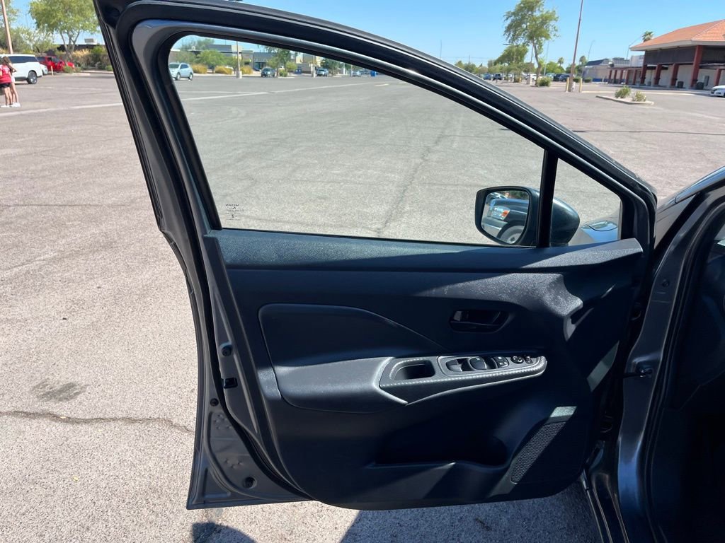 Used 2025 Nissan Versa S image 19
