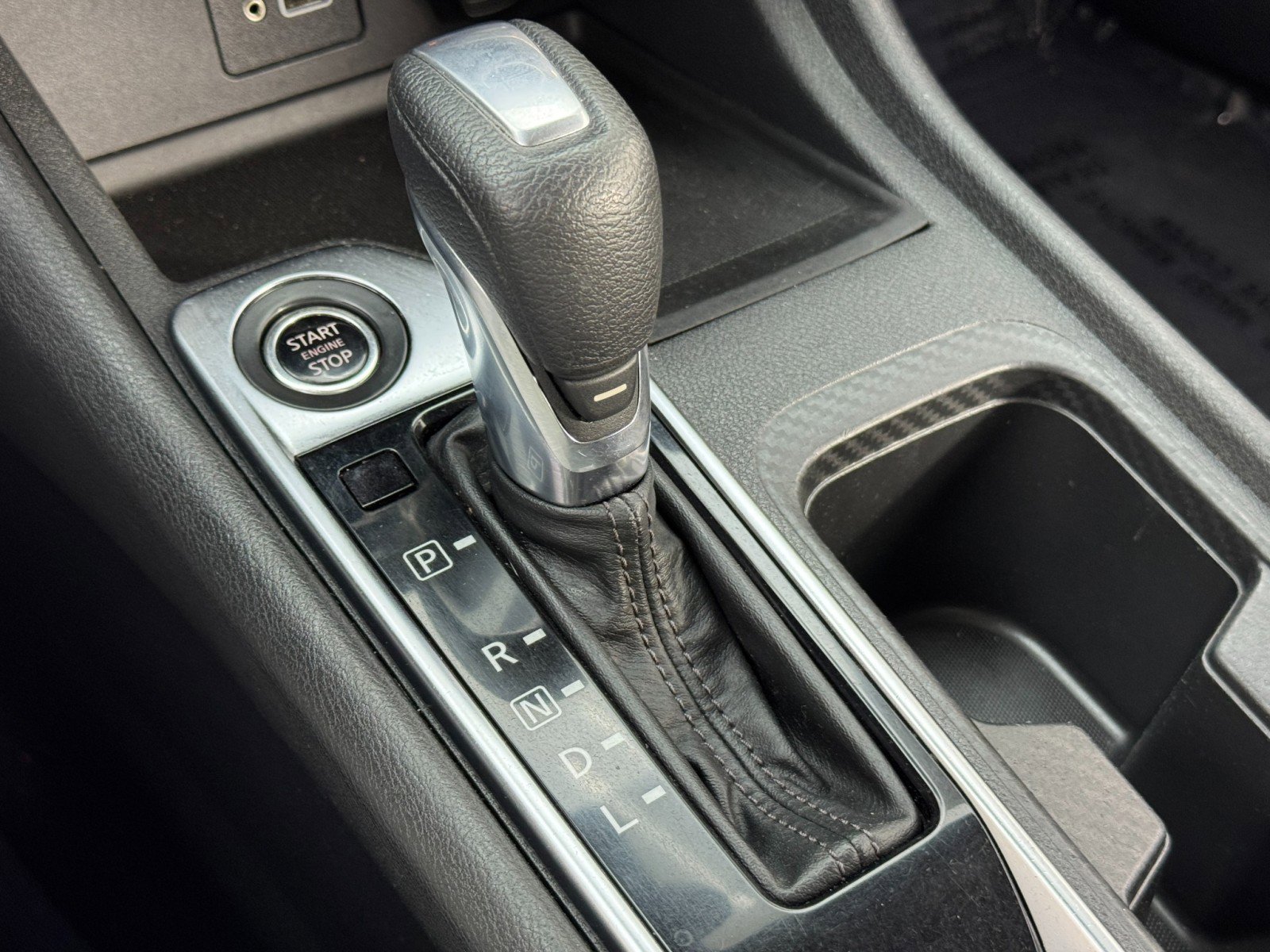 Used 2020 Nissan Sentra S image 26