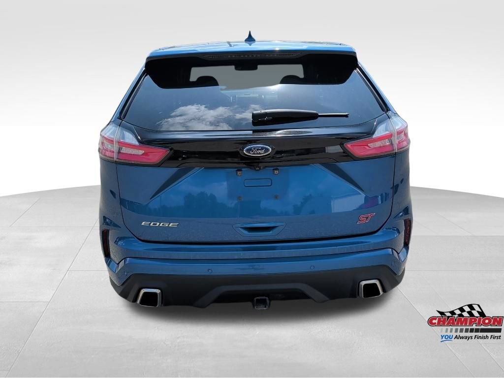 Used 2019 Ford Edge ST w/ Equipment Group 401A AWD/4WD image 11