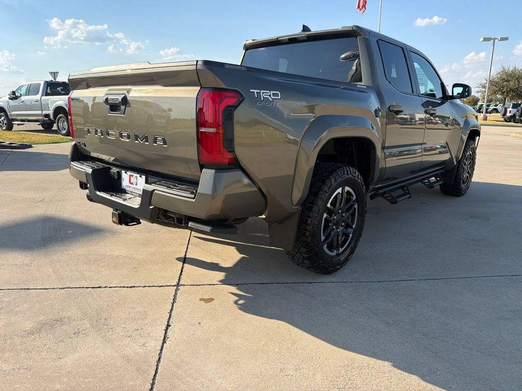 Used 2024 Toyota Tacoma TRD Sport AWD/4WD image 5