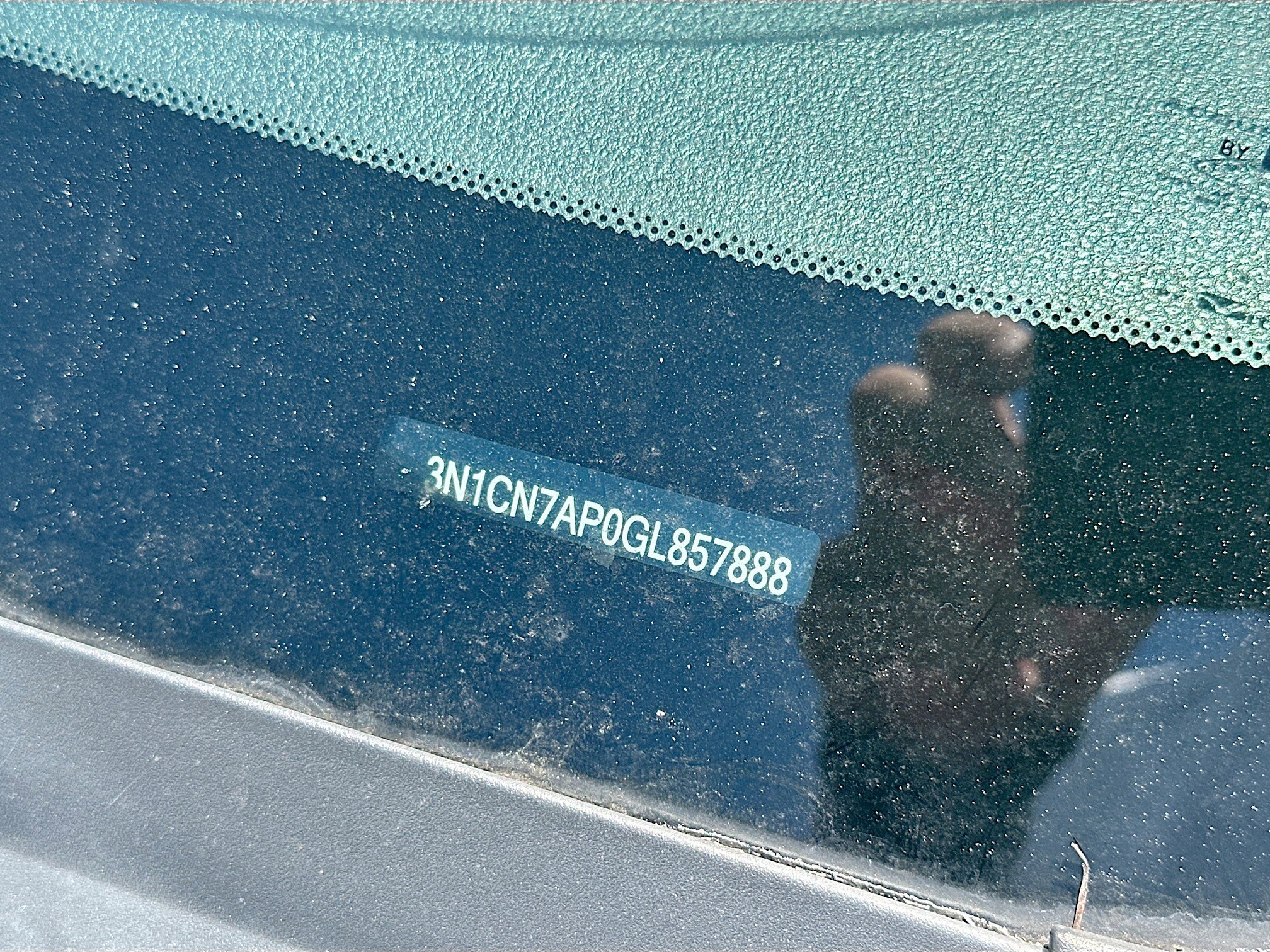 Used 2016 Nissan Versa SV image 11