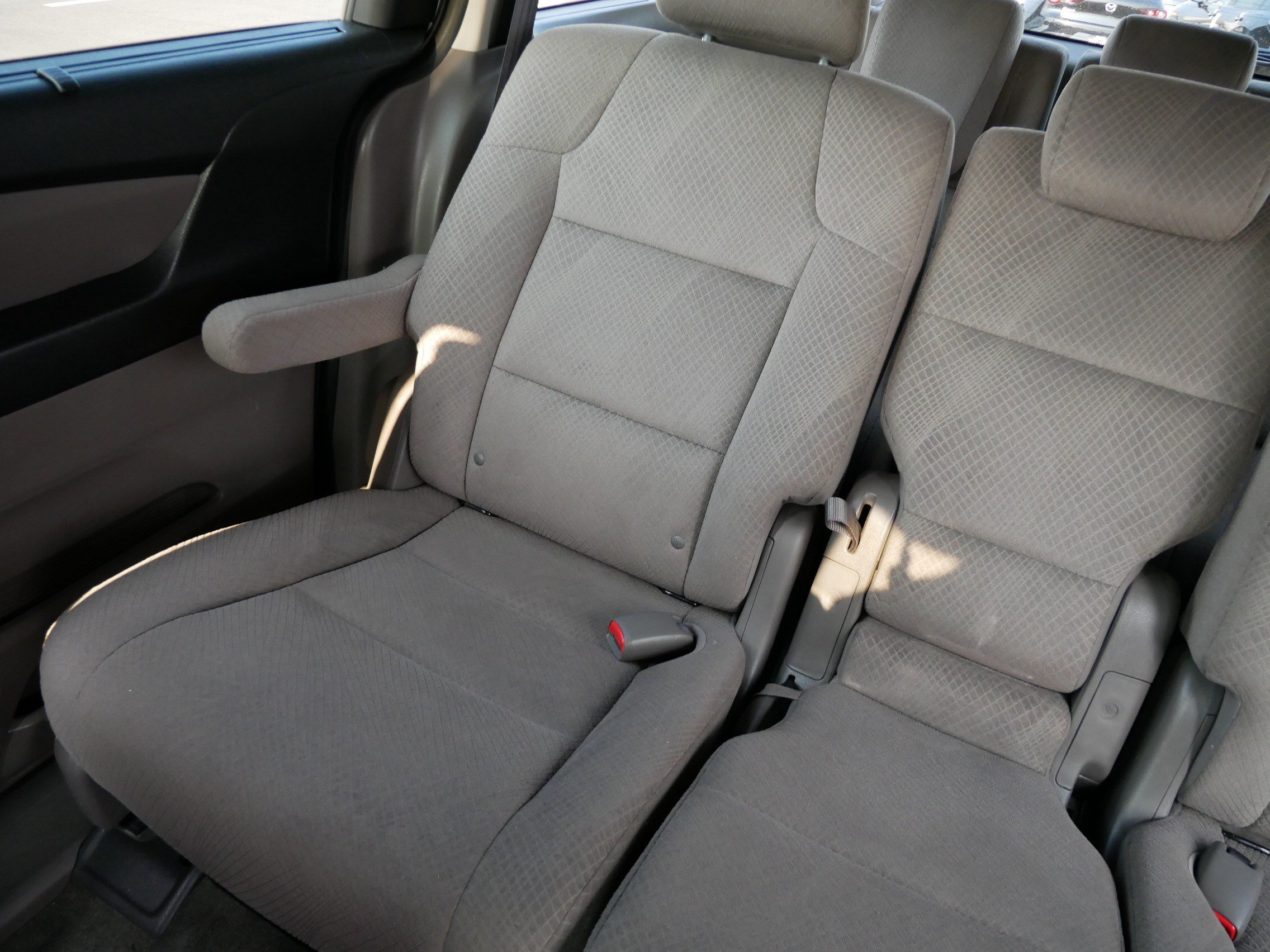 Used 2016 Honda Odyssey EX image 12