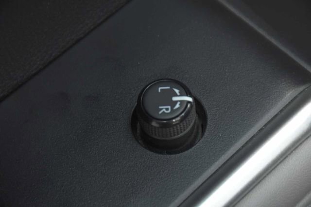 Used 2022 Toyota Highlander L image 18