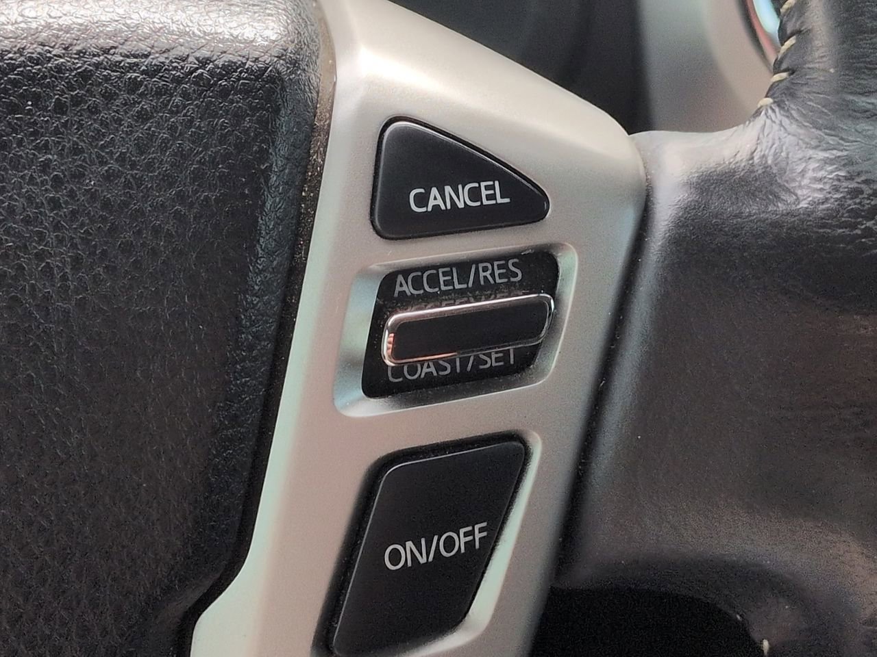 Used 2019 Nissan Titan PRO-4X w/ Pro-4x Convenience Package AWD/4WD image 25