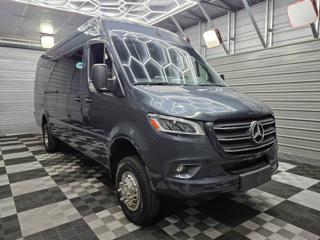 Used 2024 Mercedes-Benz Sprinter 3500 image 5