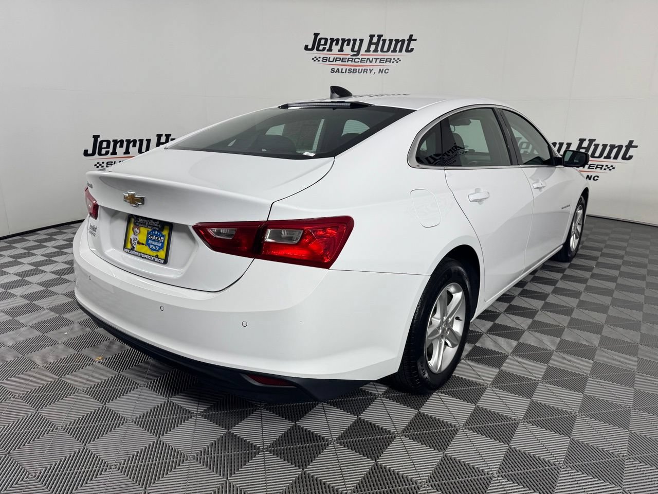 Used 2023 Chevrolet Malibu LS w/ Driver Confidence Package FWD image 6